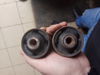 Замена сайлентблоков Subaru в Жуковском